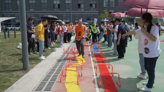 1682043713566274.png image.png
