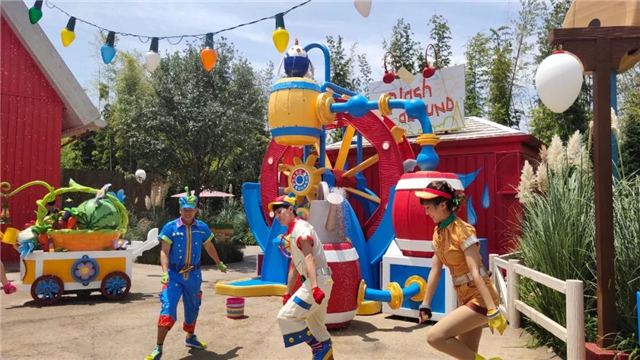 暑假全家總動員,金帝集成灶幸運客戶暢游上海迪士尼 !  暑假全家總動員,金帝集成灶幸運客戶暢游上海迪士尼 !