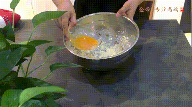 【金帝御食記】黃金椰絲球 【金帝御食記】黃金椰絲球