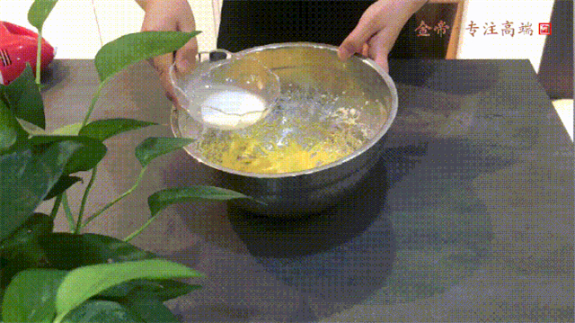【金帝御食記】黃金椰絲球 【金帝御食記】黃金椰絲球