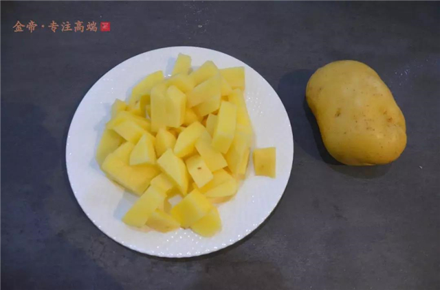 【金帝御食記】多彩香烤肉丸 【金帝御食記】多彩香烤肉丸